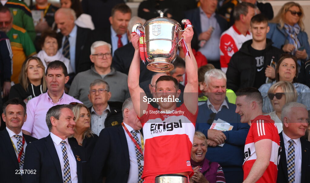 29 May 2022; Emmett Bradley of Derry lifts the Anglo Celt Cup after the Ulster GAA Football Senior Championship Final between Derry and Donegal at St Tiernach's Park in Clones, Monaghan. Photo by Stephen McCarthy/Sportsfile