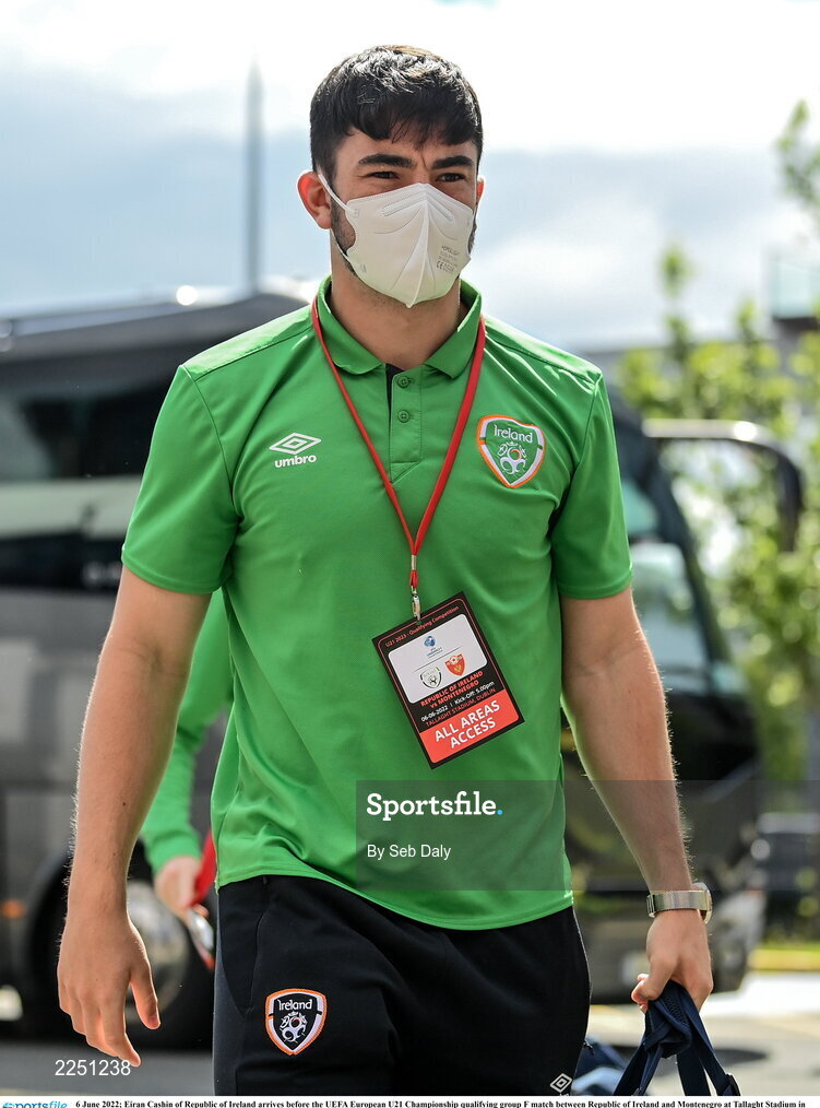6 June 2022; Eiran Cashin of Republic of Ireland arrives before the UEFA European U21 Championship qualifying group F match between Republic of Ireland and Montenegro at Tallaght Stadium in Dublin. Photo by Seb Daly/Sportsfile
