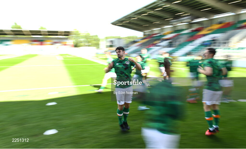 6 June 2022; Eiran Cashin of Republic of Ireland warming up before the UEFA European U21 Championship qualifying group F match between Republic of Ireland and Montenegro at Tallaght Stadium in Dublin. Photo by Eóin Noonan/Sportsfile
