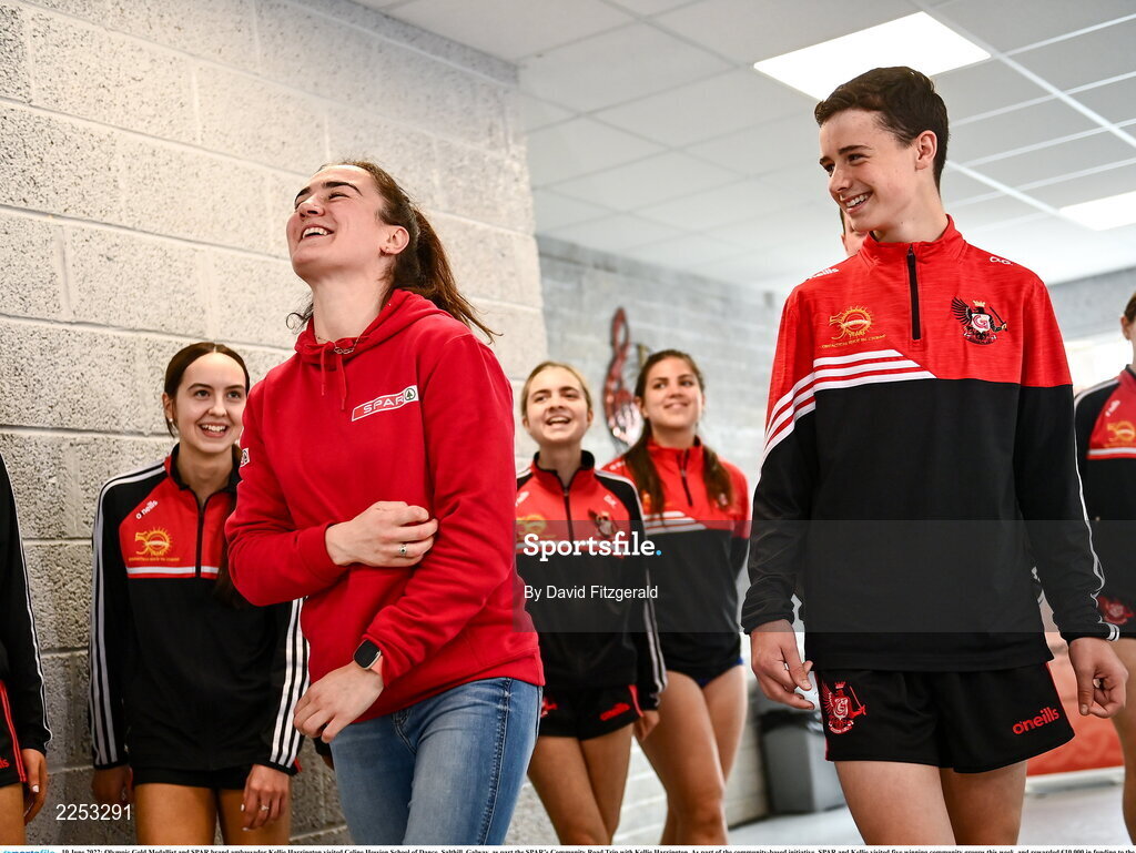 10 June 2022; Olympic Gold Medallist and SPAR brand ambassador Kellie Harrington visited Celine Hession School of Dance, Salthill, Galway, as part the SPAR’s Community Road Trip with Kellie Harrington. As part of the community-based initiative, SPAR and Kellie visited five winning community groups this week, and rewarded €10,000 in funding to the most deserving clubs, people and groups, including Celine Hession School of Dance, Galway. For further information: visit www.spar.ie. Photo by David Fitzgerald/Sportsfile