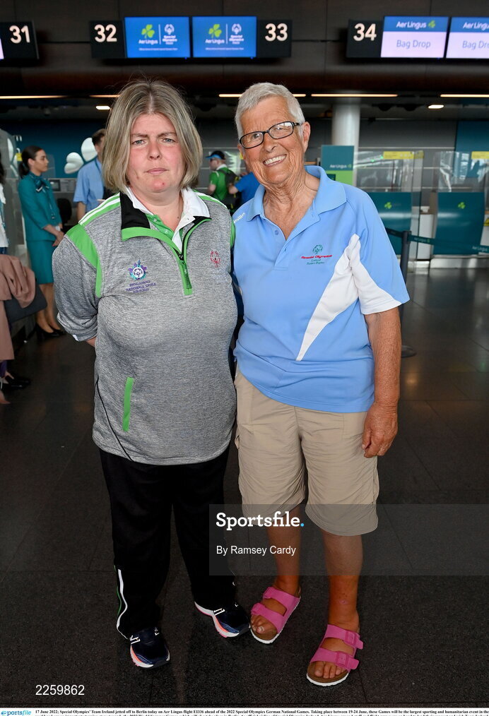 17 June 2022; Special Olympics’ Team Ireland jetted off to Berlin today on Aer Lingus flight EI336 ahead of the 2022 Special Olympics German National Games. Taking place between 19-24 June, these Games will be the largest sporting and humanitarian event in the world and are an important stepping stone towards the 2023 World Summer Games, which will also take place in Berlin. As official airline of Special Olympics Ireland, Aer Lingus ground staff and flight crew were on hand to lend their support and wish Team Ireland well as they embarked on their journey to Berlin. Pictured is open water swimmer Aisling Beacom, with her mother Pam. Photo by Ramsey Cardy/Sportsfile