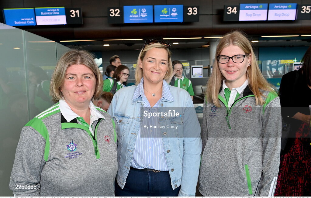 17 June 2022; Special Olympics’ Team Ireland jetted off to Berlin today on Aer Lingus flight EI336 ahead of the 2022 Special Olympics German National Games. Taking place between 19-24 June, these Games will be the largest sporting and humanitarian event in the world and are an important stepping stone towards the 2023 World Summer Games, which will also take place in Berlin. As official airline of Special Olympics Ireland, Aer Lingus ground staff and flight crew were on hand to lend their support and wish Team Ireland well as they embarked on their journey to Berlin. Pictured are open water swimmers Aisling Beacom, left, and Edel Armstrong, right, with Dee Williams. Photo by Ramsey Cardy/Sportsfile