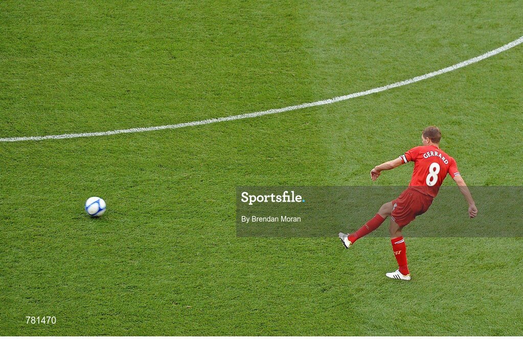 10 August 2013; Steven Gerrard, Liverpool XI, in action against Glasgow Celtic XI. Dublin Decider, Liverpool XI v Glasgow Celtic XI, Aviva Stadium, Lansdowne Road, Dublin. Picture credit: Brendan Moran / SPORTSFILE