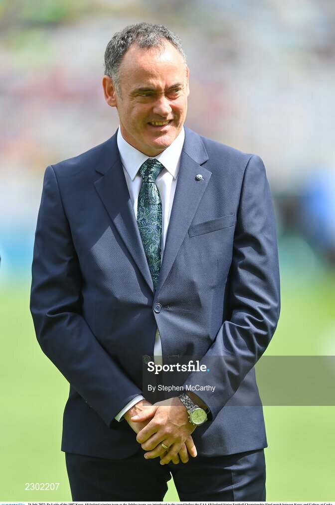 24 July 2022; Pa Laide of the 1997 Kerry All-Ireland winning team as the Jubilee teams are introduced to the crowd before the GAA All-Ireland Senior Football Championship Final match between Kerry and Galway at Croke Park in Dublin. Photo by Stephen McCarthy/Sportsfile