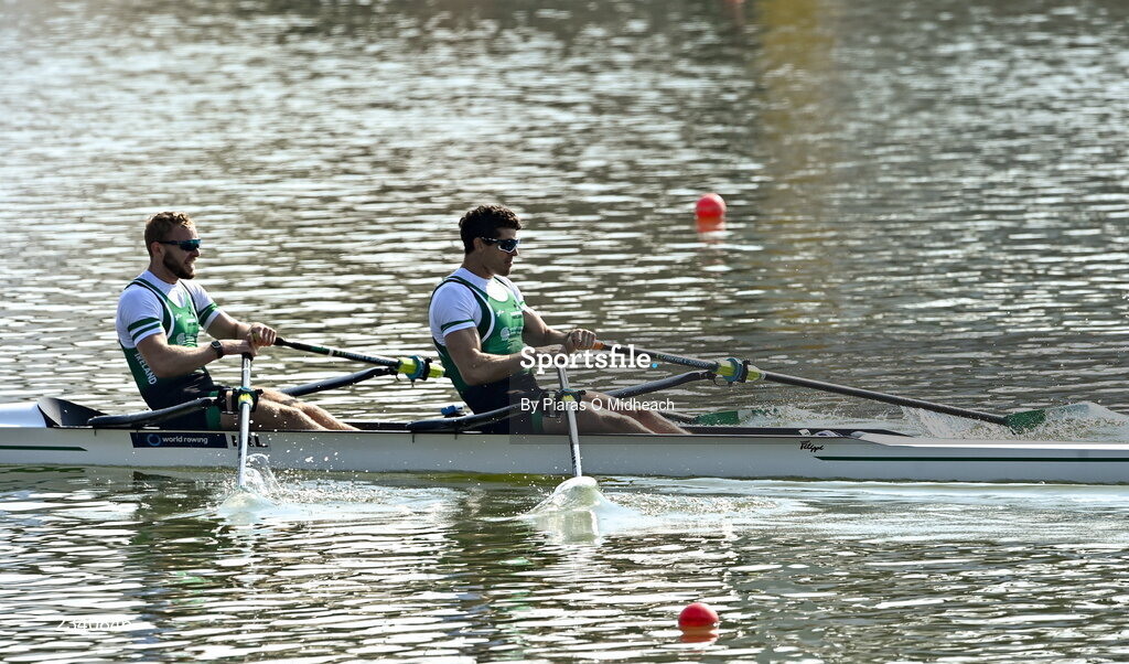 25 September 2022; Konan Pazzaia, left, and Philip Doyle of Ireland on their way to winning the Men's Double Sculls Final C, in a time of 06:18.32, during day 8 of the World Rowing Championships 2022 at Racice in Czech Republic. Photo by Piaras Ó Mídheach/Sportsfile