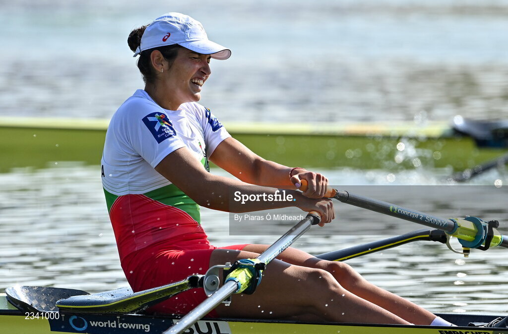 25 September 2022; Desislava Angelova of Bulgaria competes in the Women's Single Sculls Final B during day 8 of the World Rowing Championships 2022 at Racice in Czech Republic. Photo by Piaras Ó Mídheach/Sportsfile
