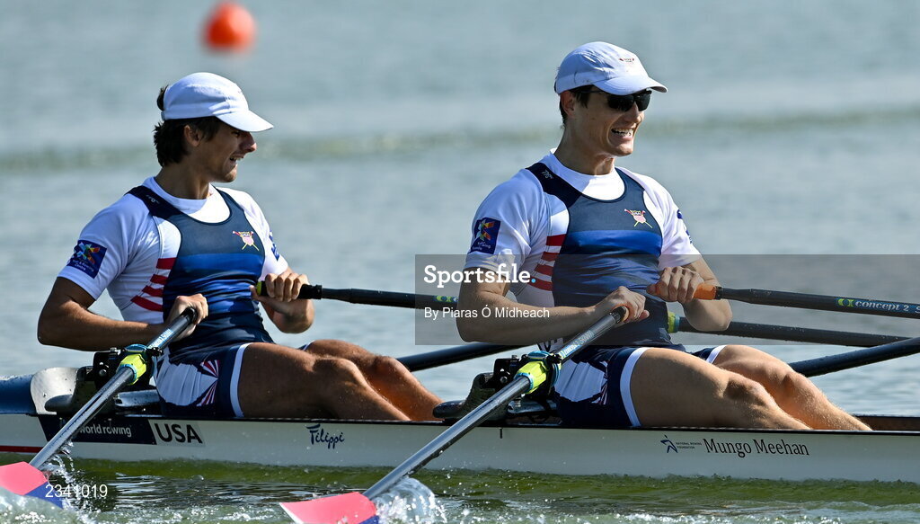 25 September 2022; Sorin Koszyk, left, and Thomas Phifer of USA on their way to winning the Men's Double Sculls Final B, in a time of 06:19.31, during day 8 of the World Rowing Championships 2022 at Racice in Czech Republic. Photo by Piaras Ó Mídheach/Sportsfile