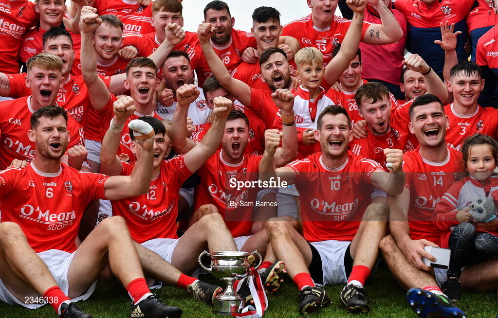 2 October 2022; Shinrone players celebrate with the Sean Robbins Cup after their side's victory in the Offaly County Senior Hurling Championship Final match between Kilcormac-Killoughey and Shinrone at O'Connor Park in Tullamore, Offaly. Photo by Sam Barnes/Sportsfile