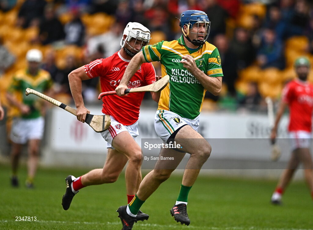 2 October 2022; James Gorman of Kilcormac - Killoughey in action against Michael Cleary of Shinrone during the Offaly County Senior Hurling Championship Final match between Kilcormac-Killoughey and Shinrone at O'Connor Park in Tullamore, Offaly. Photo by Sam Barnes/Sportsfile