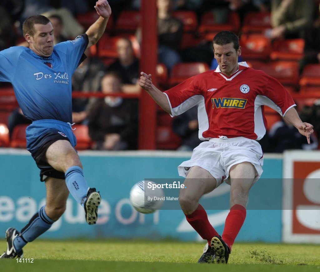 28 May 2004; Jim Crawford, Shelbourne, in action against Stephen Caffrey, Bohemians. eircom league, Premier Division, Shelbourne v Bohemians, Tolka Park, Dublin. Picture credit; David Maher / SPORTSFILE