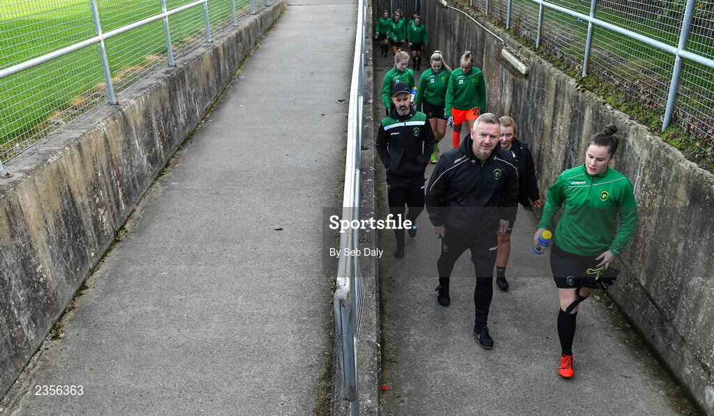 22 October 2022; Peamount United manager James O'Callaghan leads his side out to warm-up before the SSE Airtricity Women's National League match between Peamount United and Wexford Youths at PRL Park in Greenogue, Dublin. Photo by Seb Daly/Sportsfile
