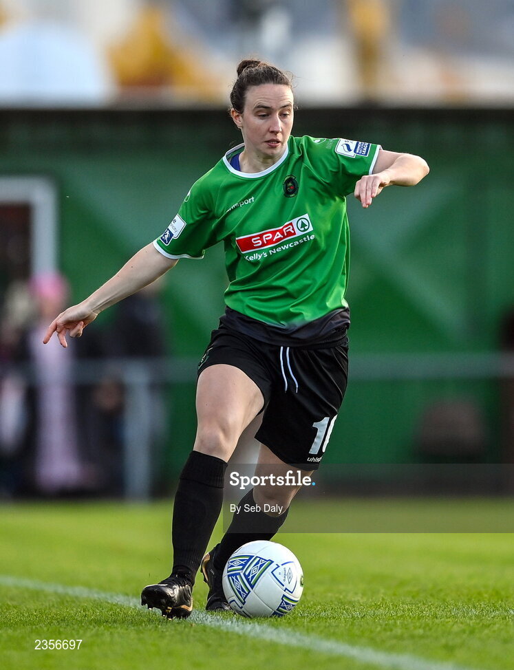 22 October 2022; Karen Duggan of Peamount United during the SSE Airtricity Women's National League match between Peamount United and Wexford Youths at PRL Park in Greenogue, Dublin. Photo by Seb Daly/Sportsfile