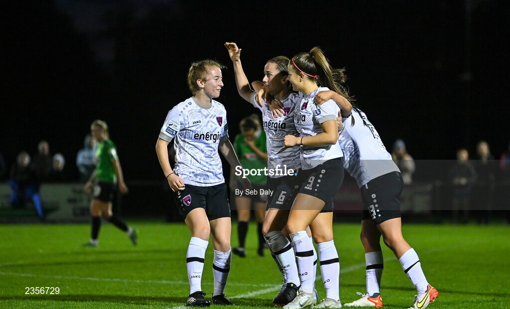 22 October 2022; Kylie Murphy of Wexford Youths, centre, celebrates with teammates Aoibheann Clancy, left, and Becky Watkins after scoring their side's second goal during the SSE Airtricity Women's National League match between Peamount United and Wexford Youths at PRL Park in Greenogue, Dublin. Photo by Seb Daly/Sportsfile