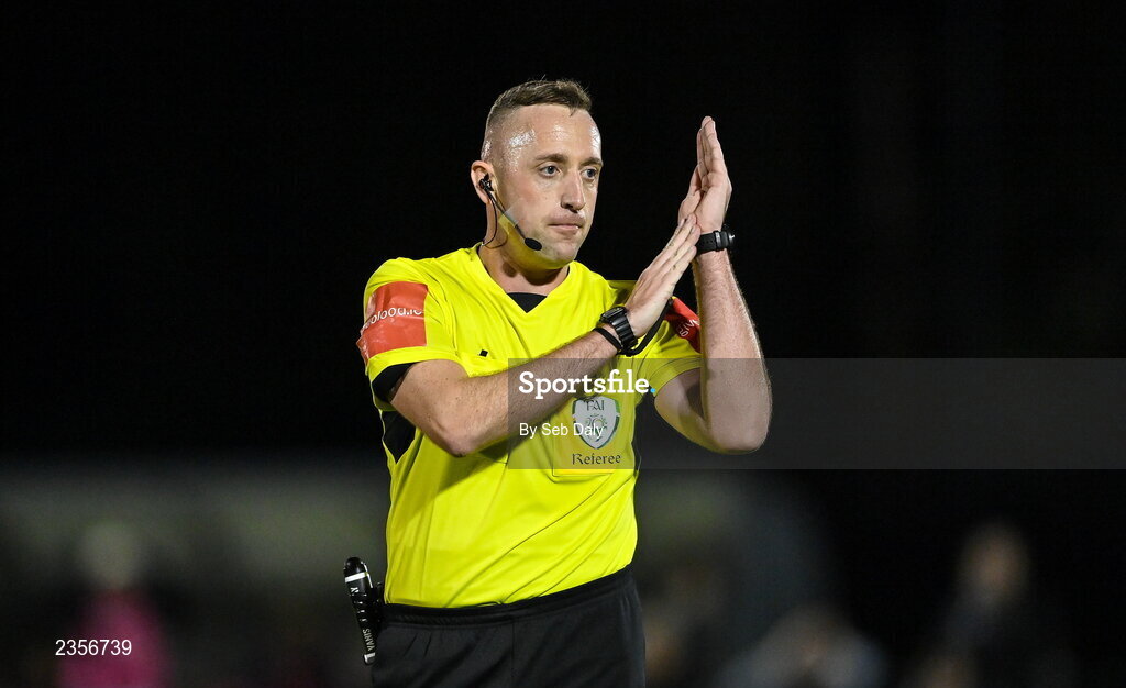22 October 2022; Referee Alan Patchell during the SSE Airtricity Women's National League match between Peamount United and Wexford Youths at PRL Park in Greenogue, Dublin. Photo by Seb Daly/Sportsfile