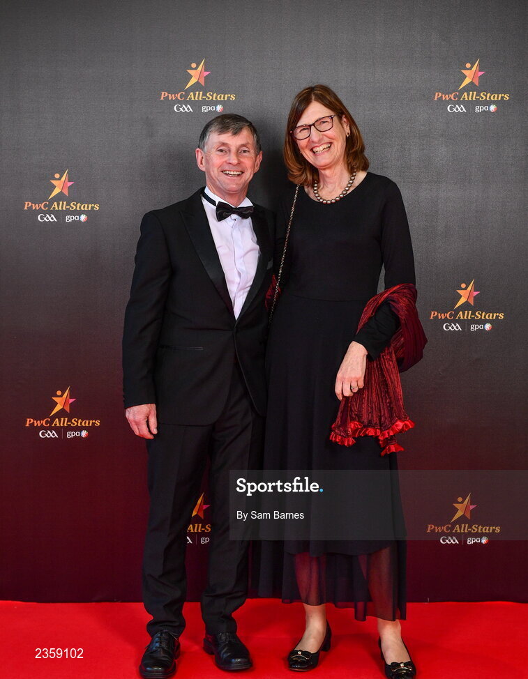 28 October 2022; Paul Walsh and Emma Walsh of PwC on arrival at the PwC All-Stars Awards 2022 at the Convention Centre in Dublin. Photo by Sam Barnes/Sportsfile