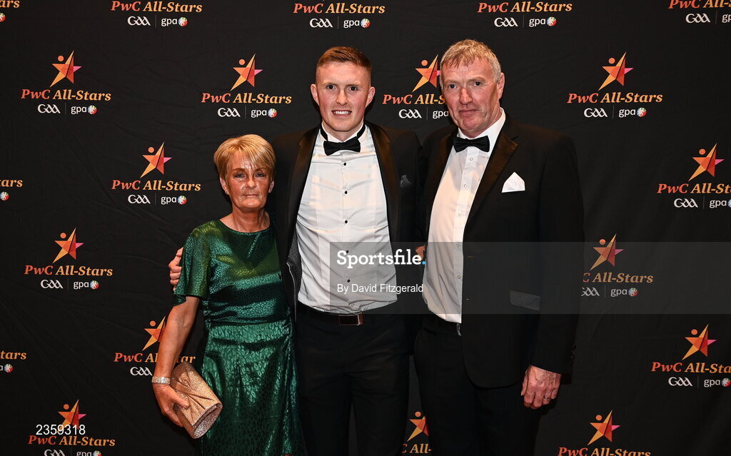 28 October 2022; Jason Foley of Kerry with his parents Michael and Noelle on arrival at the PwC All-Stars Awards 2022 at the Convention Centre in Dublin. Photo by David Fitzgerald/Sportsfile