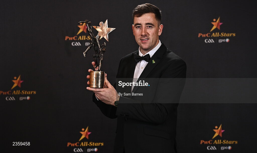 28 October 2022; Limerick hurler Diarmaid Byrnes with his PwC Hurler of the Year award at the PwC All-Stars Awards 2022 at the Convention Centre in Dublin. Photo by Sam Barnes/Sportsfile