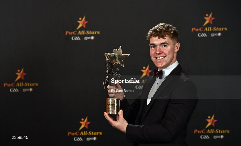 28 October 2022; PwC GAA/GPA Young Footballer of the Year Jack Glynn of Galway with his PwC Young Player of the Year award at the PwC All-Stars Awards 2022 at the Convention Centre in Dublin. Photo by Sam Barnes/Sportsfile