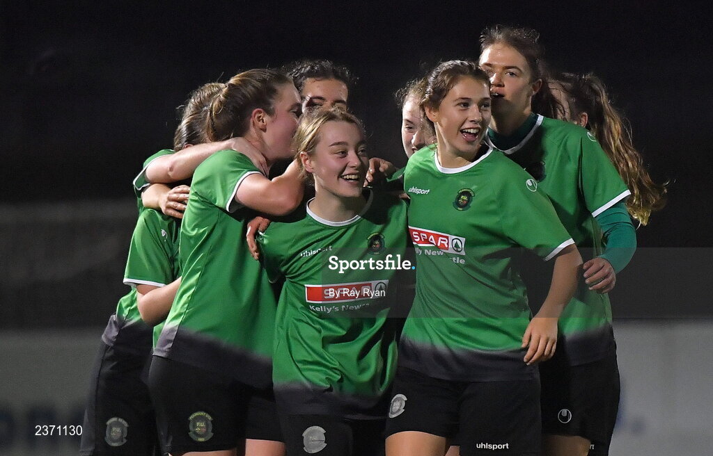 4 November 2022; Hannah Martin, centre, of Peamount United celebrates with teammates after scoring her side's second goal during the EA SPORTS Women's National Under-19 League Cup Final match between Peamount United and Shamrock Rovers at Athlone Town Stadium in Athlone, Westmeath. Photo by Ray Ryan/Sportsfile