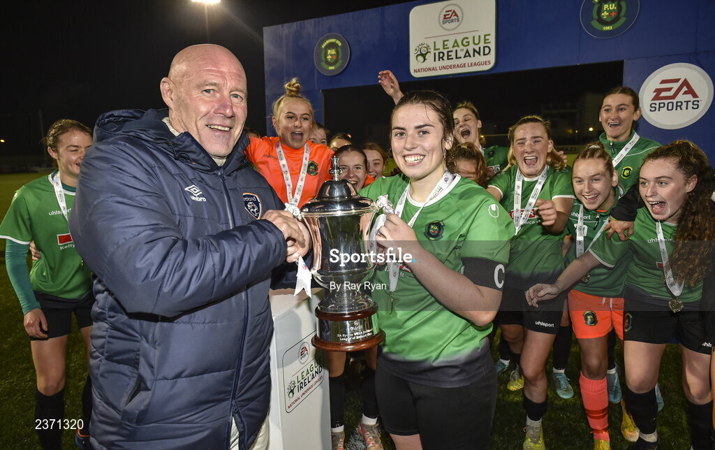 4 November 2022; Dave Connell presents the cup to captain Sarah Power of Peamont after winning the EA SPORTS Women's National Under-19 League Cup Final match between Peamount United and Shamrock Rovers at Athlone Town Stadium in Athlone, Westmeath. Photo by Ray Ryan/Sportsfile