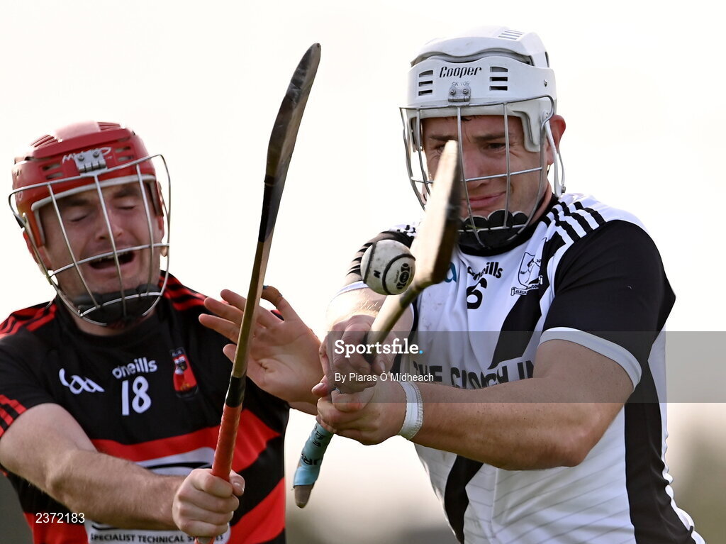 6 November 2022; Niall O'Meara of Kilruane MacDonagh's in action against Billy O'Keeffe of Ballygunner during the AIB Munster GAA Hurling Senior Club Championship quarter-final match between Ballygunner and Kilruane MacDonagh's at Walsh Park in Waterford. Photo by Piaras Ó Mídheach/Sportsfile