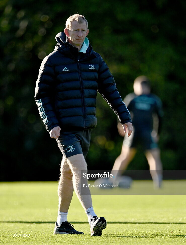 14 November 2022; Head coach Leo Cullen during Leinster rugby squad training at UCD in Dublin. Photo by Piaras Ó Mídheach/Sportsfile