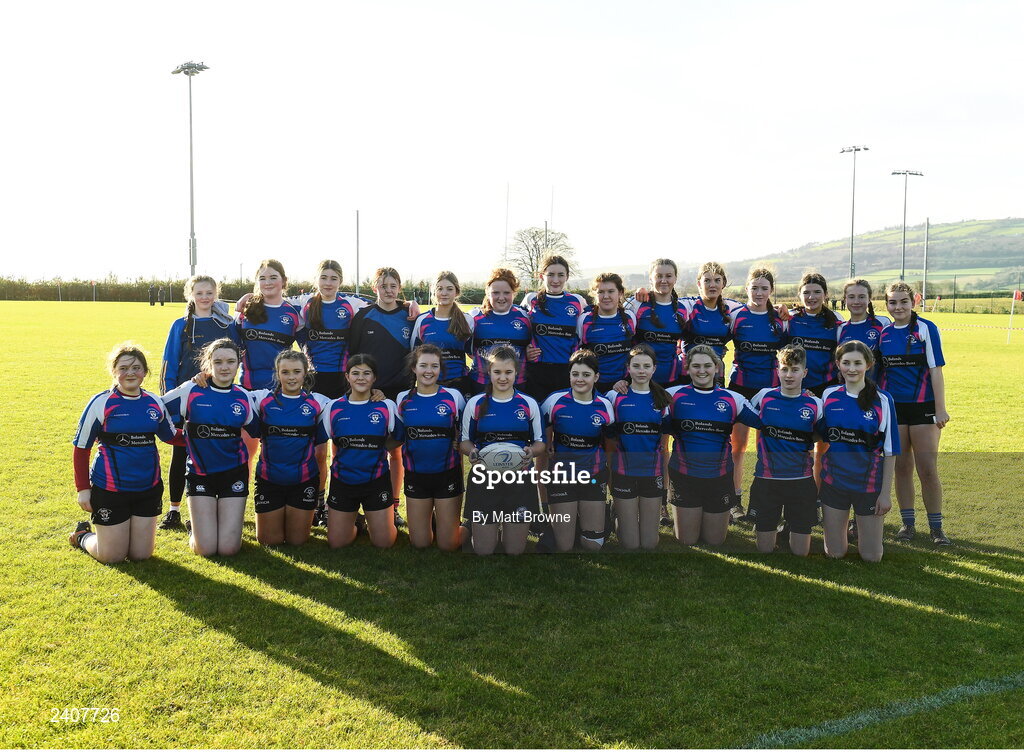 7 January 2022; The Wexford Wanderers Squad before the Bank of Ireland Leinster Rugby Girls U16 Plate match between Wexford Wanderers of Wexford and Mullingar Blue of Longford at the Pitch 2 in SETU Carlow, Carlow. Photo by Matt Browne/Sportsfile