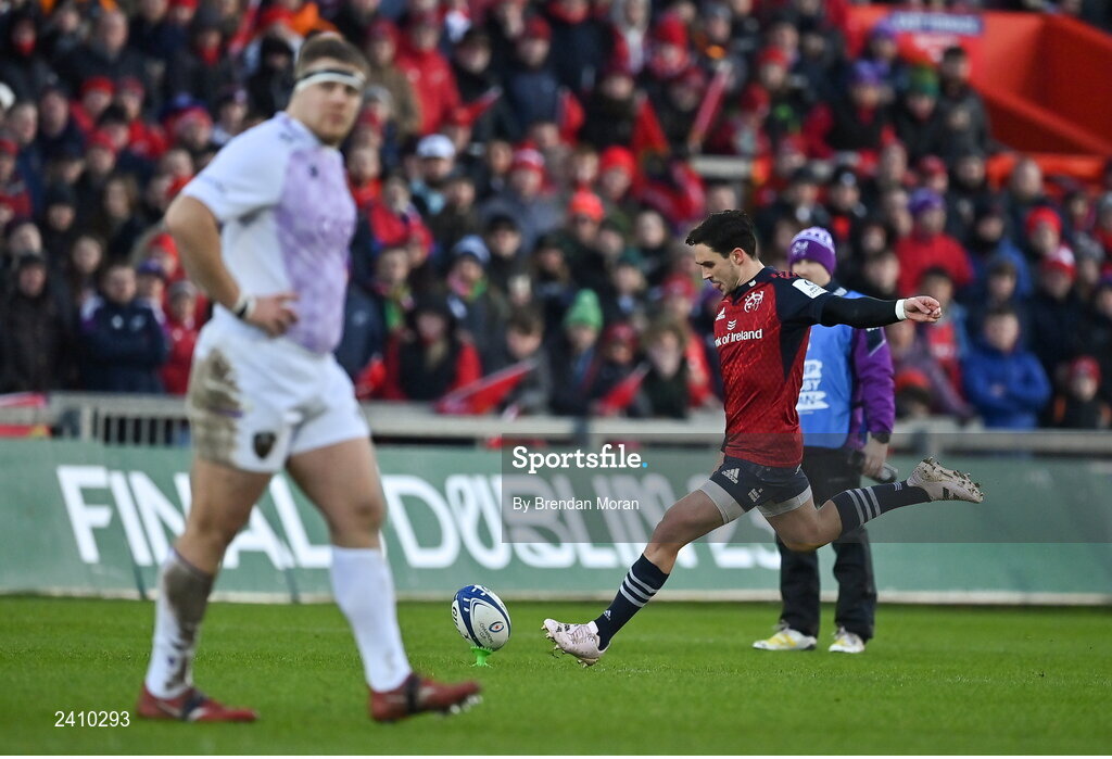 14 January 2023; Joey Carbery of Munster kicks a penalty during the Heineken Champions Cup Pool B Round 3 match between Munster and Northampton Saints at Thomond Park in Limerick. Photo by Brendan Moran/Sportsfile