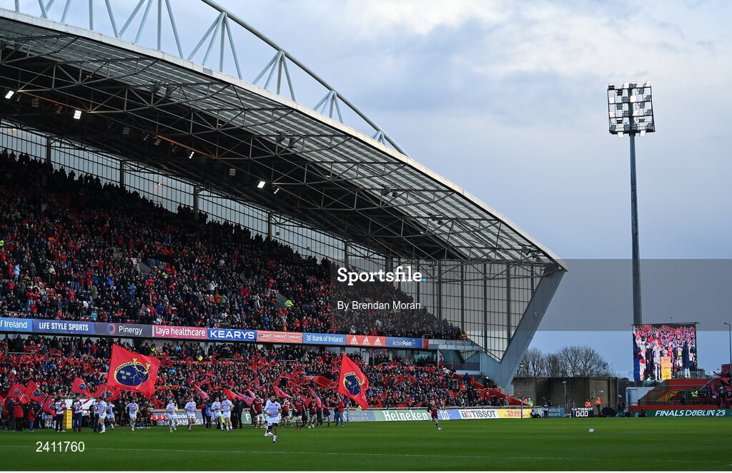 14 January 2023; The teams run onto the pitch before the Heineken Champions Cup Pool B Round 3 match between Munster and Northampton Saints at Thomond Park in Limerick. Photo by Brendan Moran/Sportsfile
