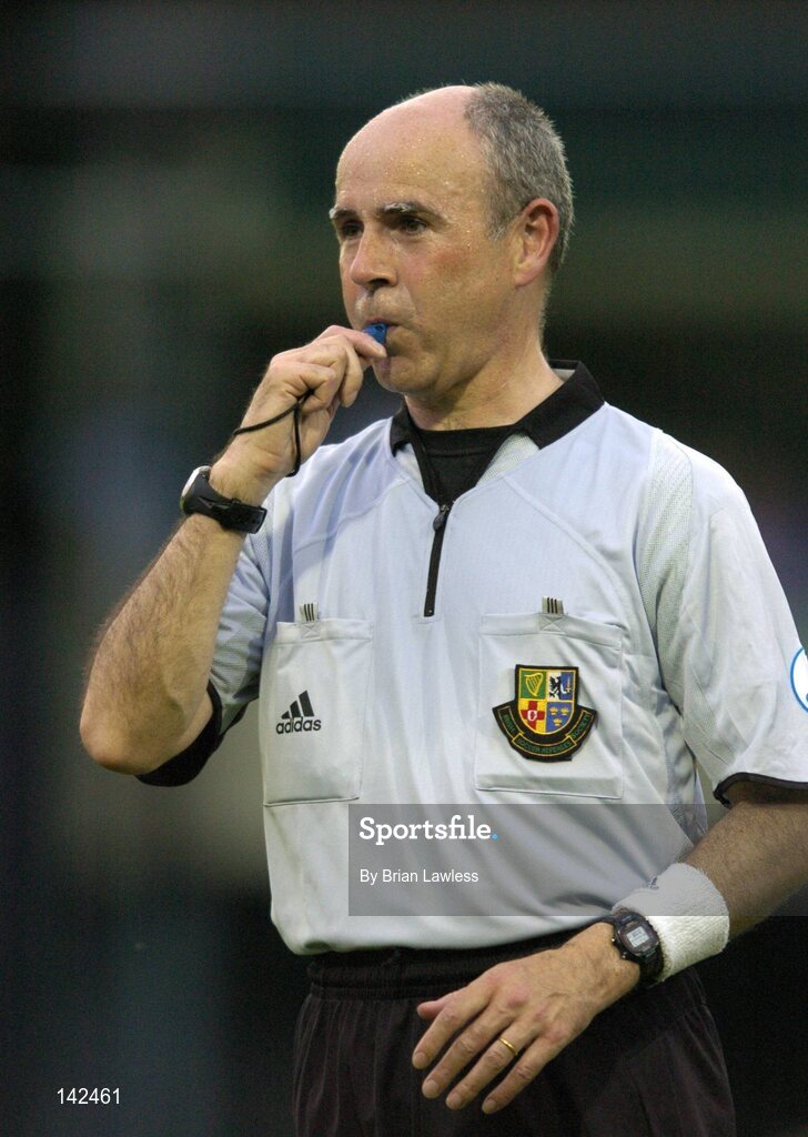 8 June 2004; Declan Hanney, Referee. eircom League, Premier Division, Richmond Park, Dublin. Picture credit; Brian Lawless / SPORTSFILE