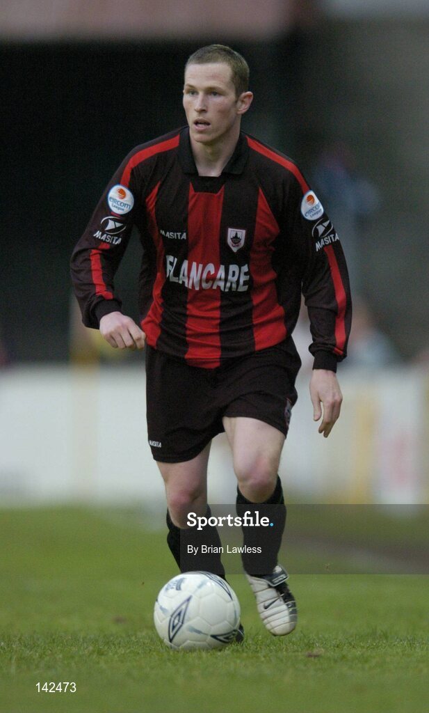 8 June 2004; Sean Prunty, Longford Town. eircom League, Premier Division, St. Patrick's Athletic v Longford, Richmond Park, Dublin. Picture credit; Brian Lawless / SPORTSFILE
