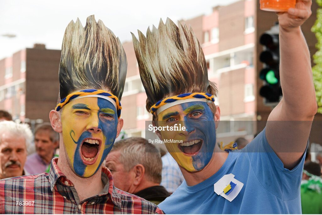 18 August 2013; Clare fans Brian Sheedy, left, Doora, and Noel Barrett, Ennis, on their way to the game. GAA Hurling All-Ireland Senior Championship, Semi-Final, Limerick v Clare, Croke Park, Dublin. Picture credit: Ray McManus / SPORTSFILE