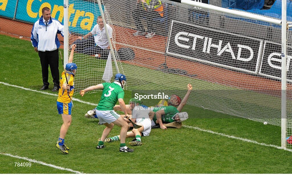 18 August 2013; Clare players Pádraic Collins, left, and Darach Honan, celebrate after their side's first goal. GAA Hurling All-Ireland Senior Championship, Semi-Final, Limerick v Clare, Croke Park, Dublin. Picture credit: Dáire Brennan / SPORTSFILE