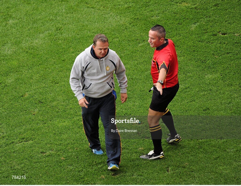 18 August 2013; Linesman James McGrath tells Clare manager Davy Fitzgerald to leave the pitch during the game. GAA Hurling All-Ireland Senior Championship, Semi-Final, Limerick v Clare, Croke Park, Dublin. Picture credit: Dáire Brennan / SPORTSFILE