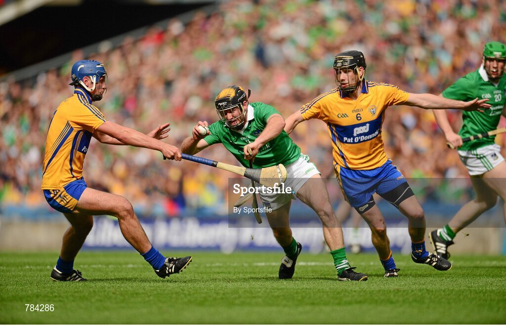 18 August 2013; James Ryan, Limerick, in action against Conor Ryan, left, and Patrick Donnellan, Clare. GAA Hurling All-Ireland Senior Championship, Semi-Final, Limerick v Clare, Croke Park, Dublin. Photo by Sportsfile