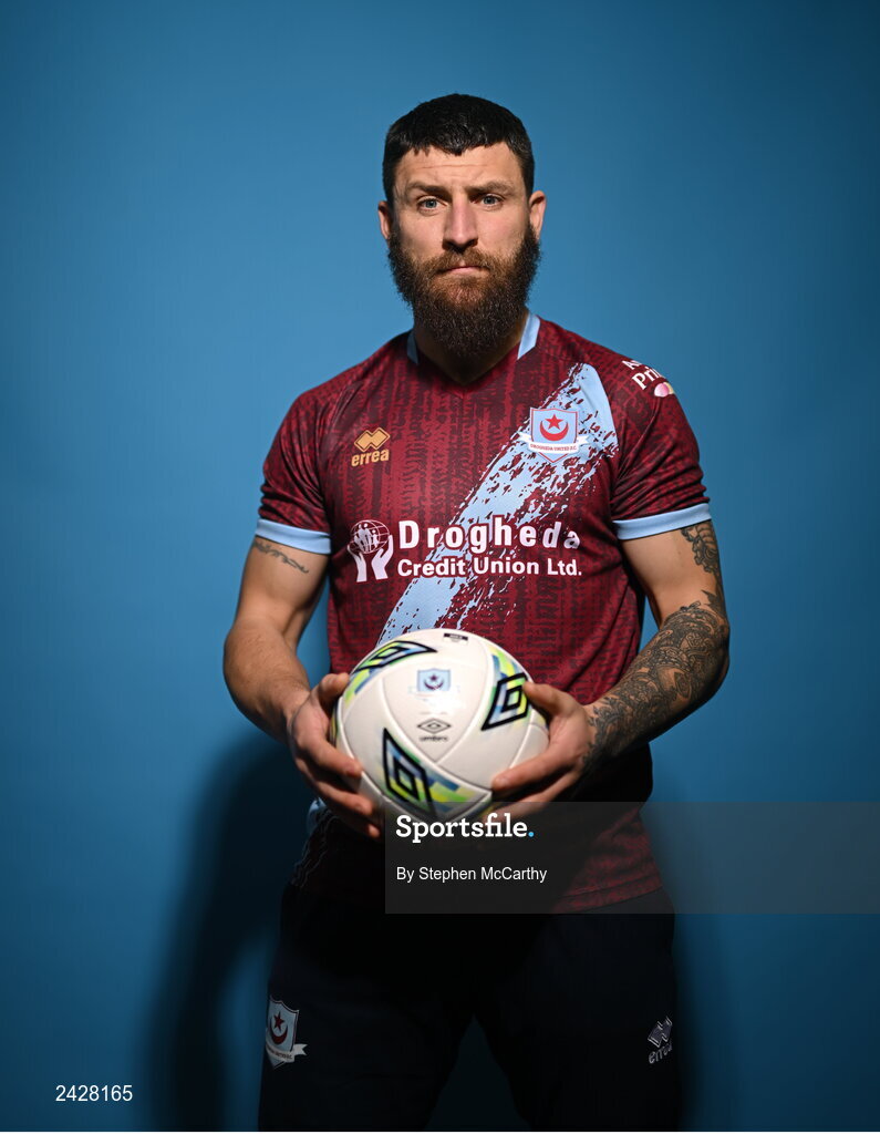 6 February 2023; Gary Deegan poses for a portrait during a Drogheda United squad portrait session at Weaver's Park in Drogheda, Louth. Photo by Stephen McCarthy/Sportsfile