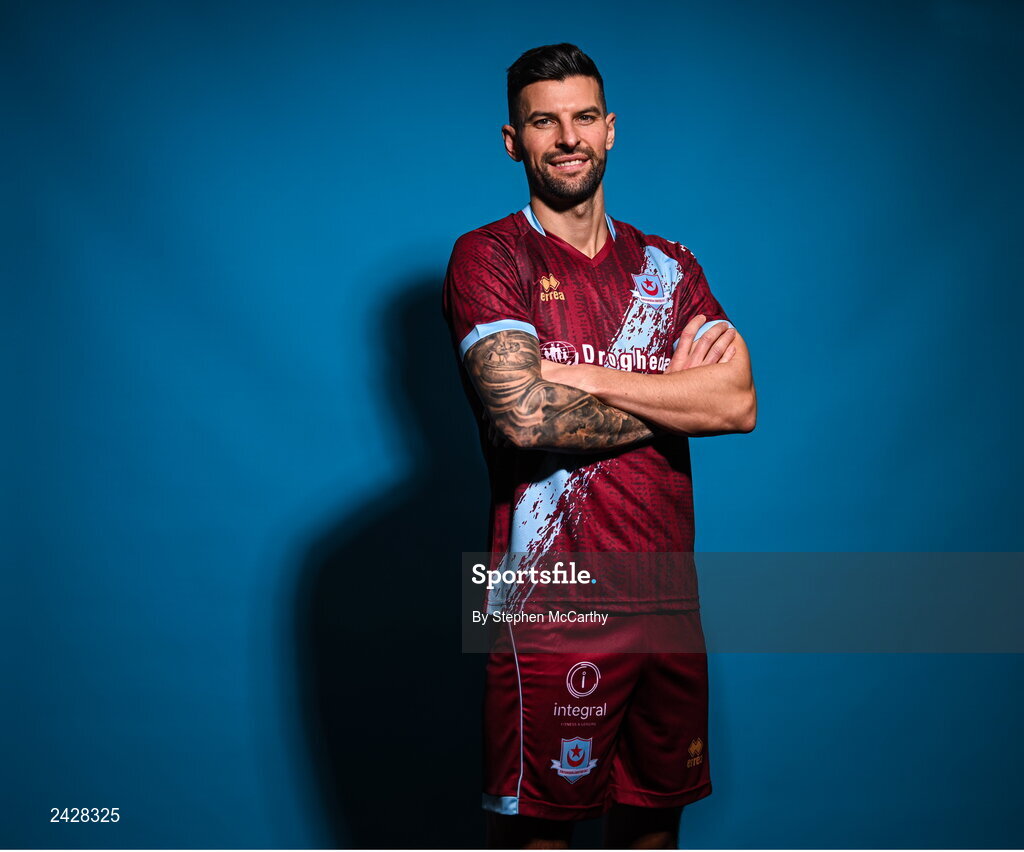 6 February 2023; Adam Foley poses for a portrait during a Drogheda United squad portrait session at Weaver's Park in Drogheda, Louth. Photo by Stephen McCarthy/Sportsfile