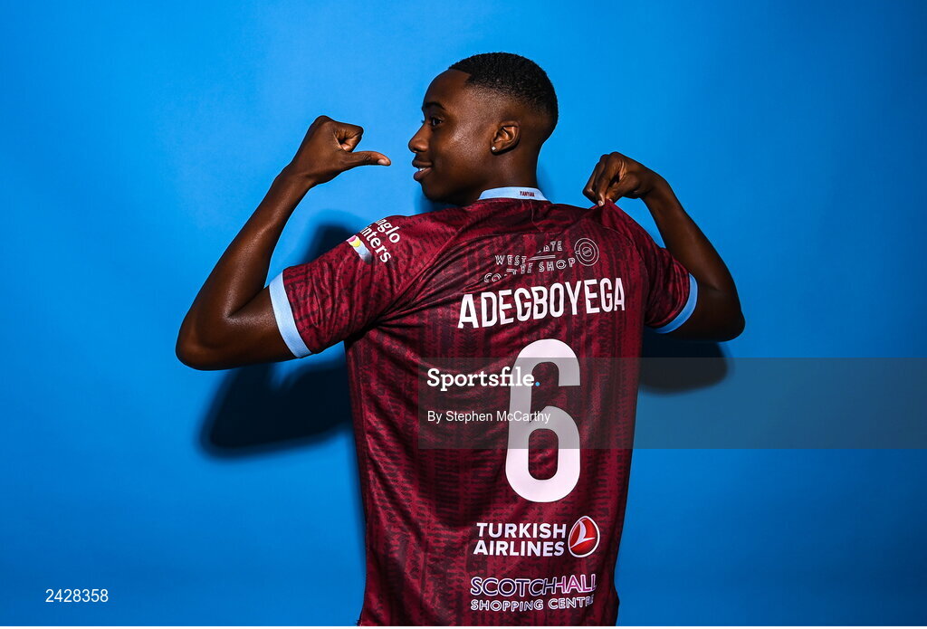 6 February 2023; Emmanuel Adegboyega poses for a portrait during a Drogheda United squad portrait session at Weaver's Park in Drogheda, Louth. Photo by Stephen McCarthy/Sportsfile