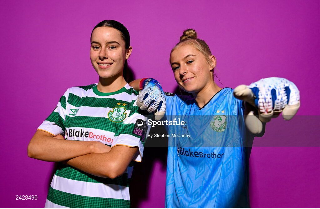 7 February 2023; Aoife Kelly, left, and goalkeeper Summer Lawless pose for a portrait during a Shamrock Rovers squad portrait session at Roadstone Group Sports Club in Dublin. Photo by Stephen McCarthy/Sportsfile