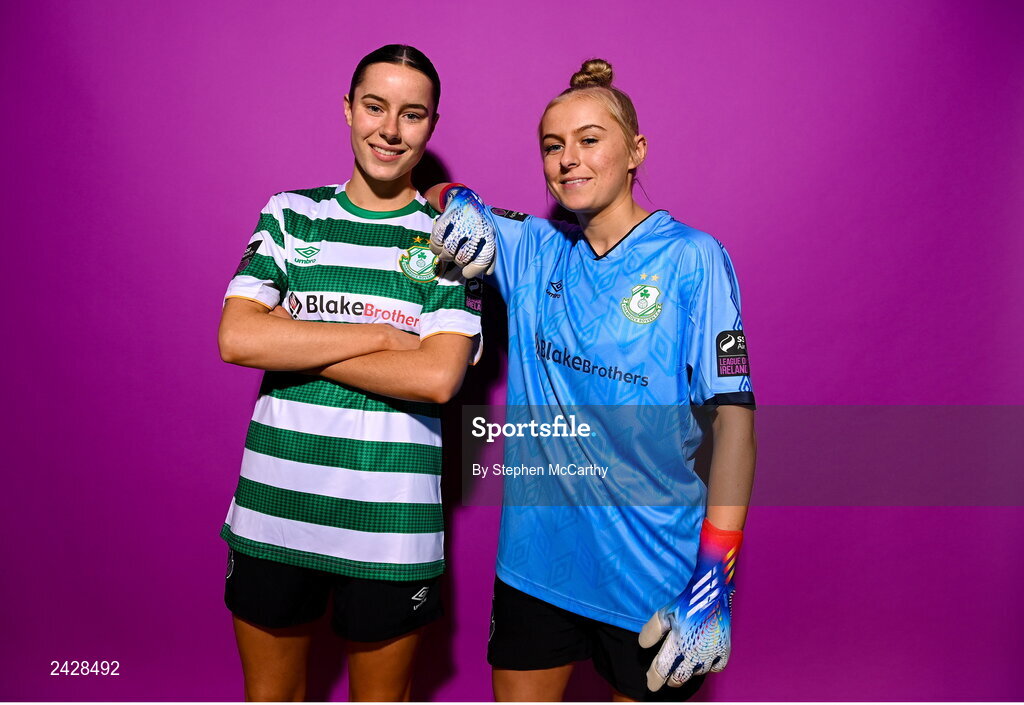 7 February 2023; Aoife Kelly, left, and goalkeeper Summer Lawless pose for a portrait during a Shamrock Rovers squad portrait session at Roadstone Group Sports Club in Dublin. Photo by Stephen McCarthy/Sportsfile