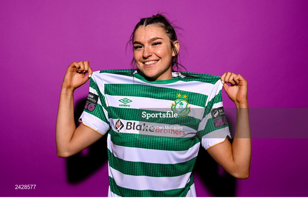 7 February 2023; Maria Reynolds poses for a portrait during a Shamrock Rovers squad portrait session at Roadstone Group Sports Club in Dublin. Photo by Stephen McCarthy/Sportsfile