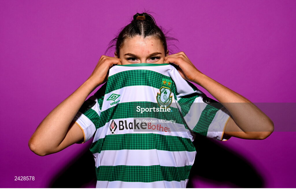 7 February 2023; Maria Reynolds poses for a portrait during a Shamrock Rovers squad portrait session at Roadstone Group Sports Club in Dublin. Photo by Stephen McCarthy/Sportsfile