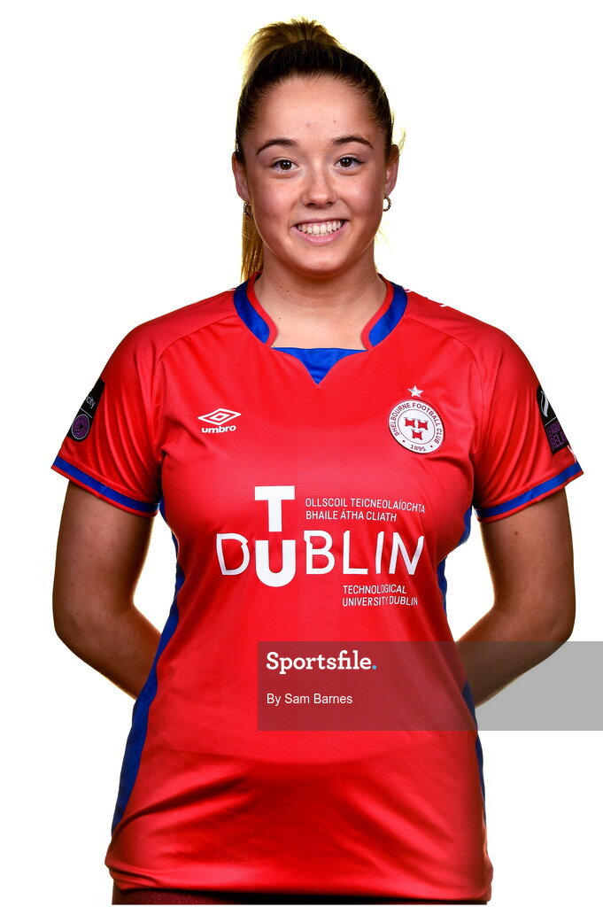20 February 2023; Nadine Clare poses for a portrait during a Shelbourne squad portrait session at Tolka Park in Dublin. Photo by Sam Barnes/Sportsfile