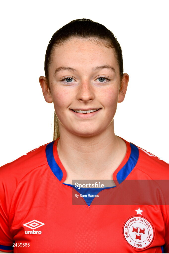 20 February 2023; Hannah Healy during a Shelbourne squad portrait session at Tolka Park in Dublin. Photo by Sam Barnes/Sportsfile