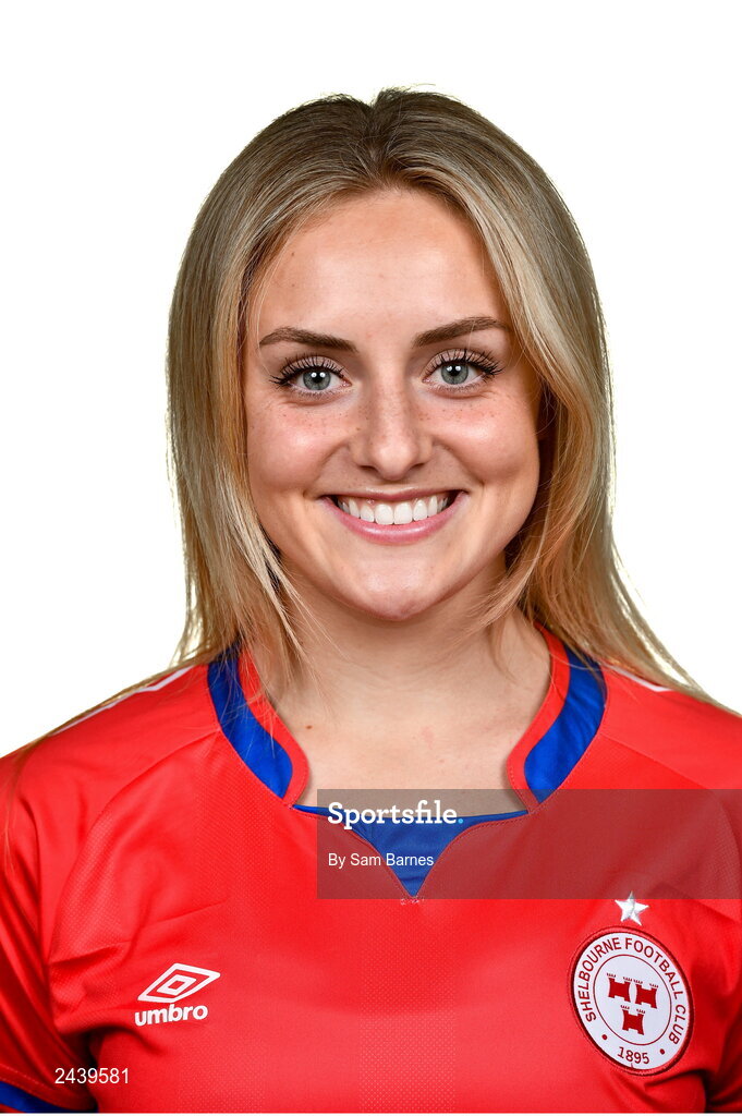 20 February 2023; Maggie Pierce during a Shelbourne squad portrait session at Tolka Park in Dublin. Photo by Sam Barnes/Sportsfile