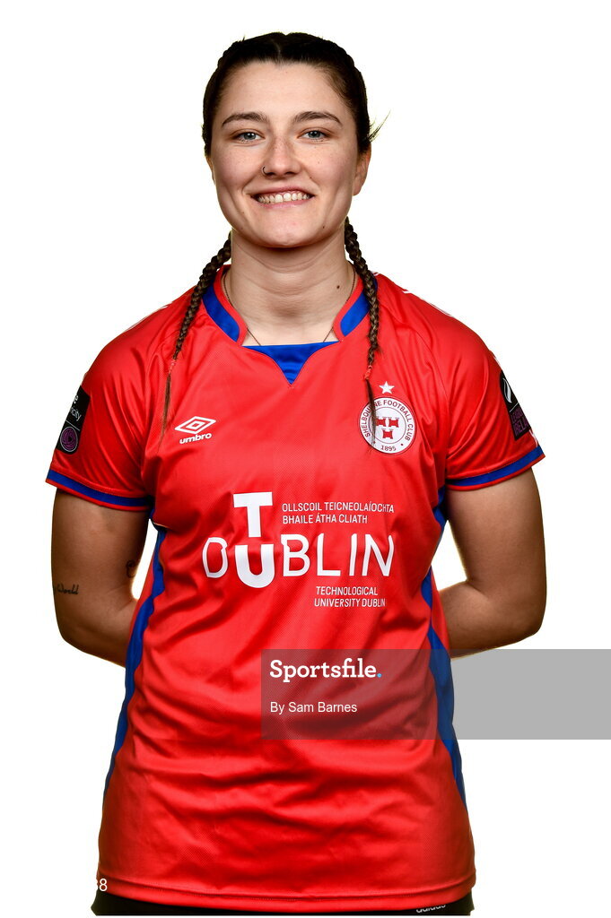 20 February 2023; Keeva Keenan during a Shelbourne squad portrait session at Tolka Park in Dublin. Photo by Sam Barnes/Sportsfile