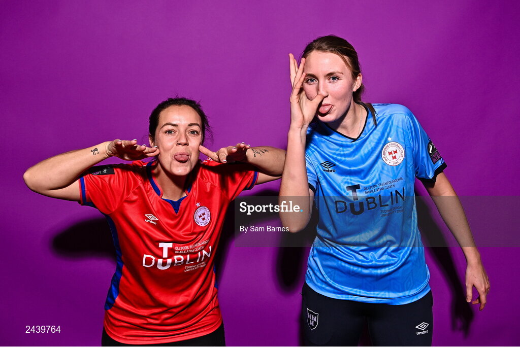 20 February 2023; Noelle Murray, left, and Courtney Maguire pose for a portrait during a Shelbourne squad portrait session at Tolka Park in Dublin. Photo by Sam Barnes/Sportsfile