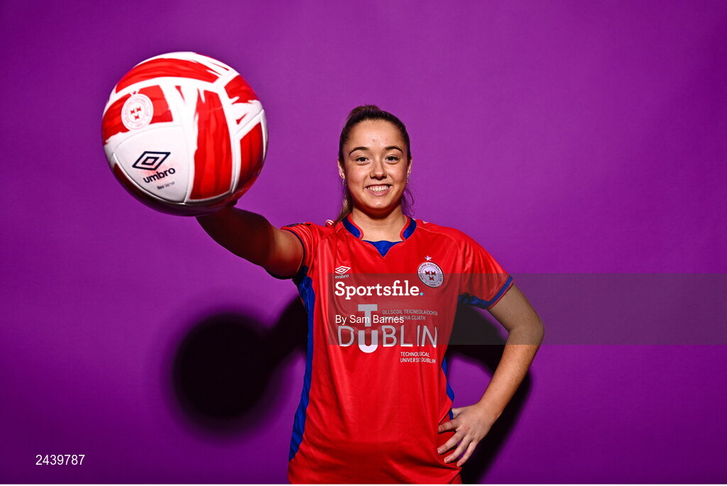 20 February 2023; Nadine Clare poses for a portrait during a Shelbourne squad portrait session at Tolka Park in Dublin. Photo by Sam Barnes/Sportsfile