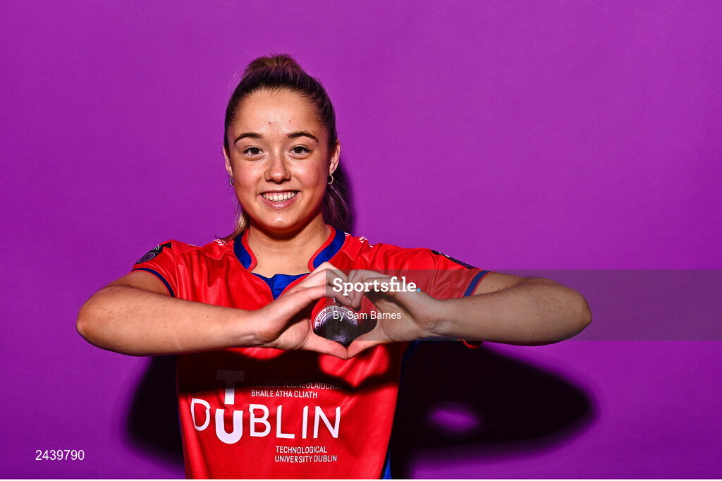 20 February 2023; Nadine Clare poses for a portrait during a Shelbourne squad portrait session at Tolka Park in Dublin. Photo by Sam Barnes/Sportsfile