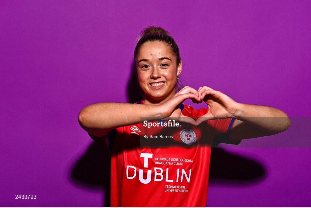 20 February 2023; Nadine Clare poses for a portrait during a Shelbourne squad portrait session at Tolka Park in Dublin. Photo by Sam Barnes/Sportsfile